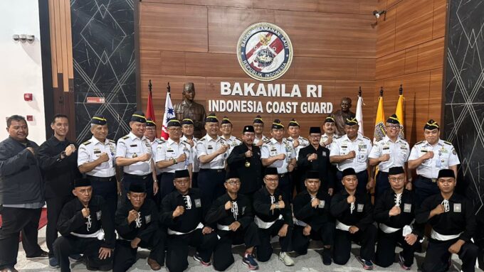 Pengukuhan Komisariat Khusus PSHT di Bakamla Menyatukan Tradisi Bela Diri dan Pengabdian Kepada Negara dan Bangsa